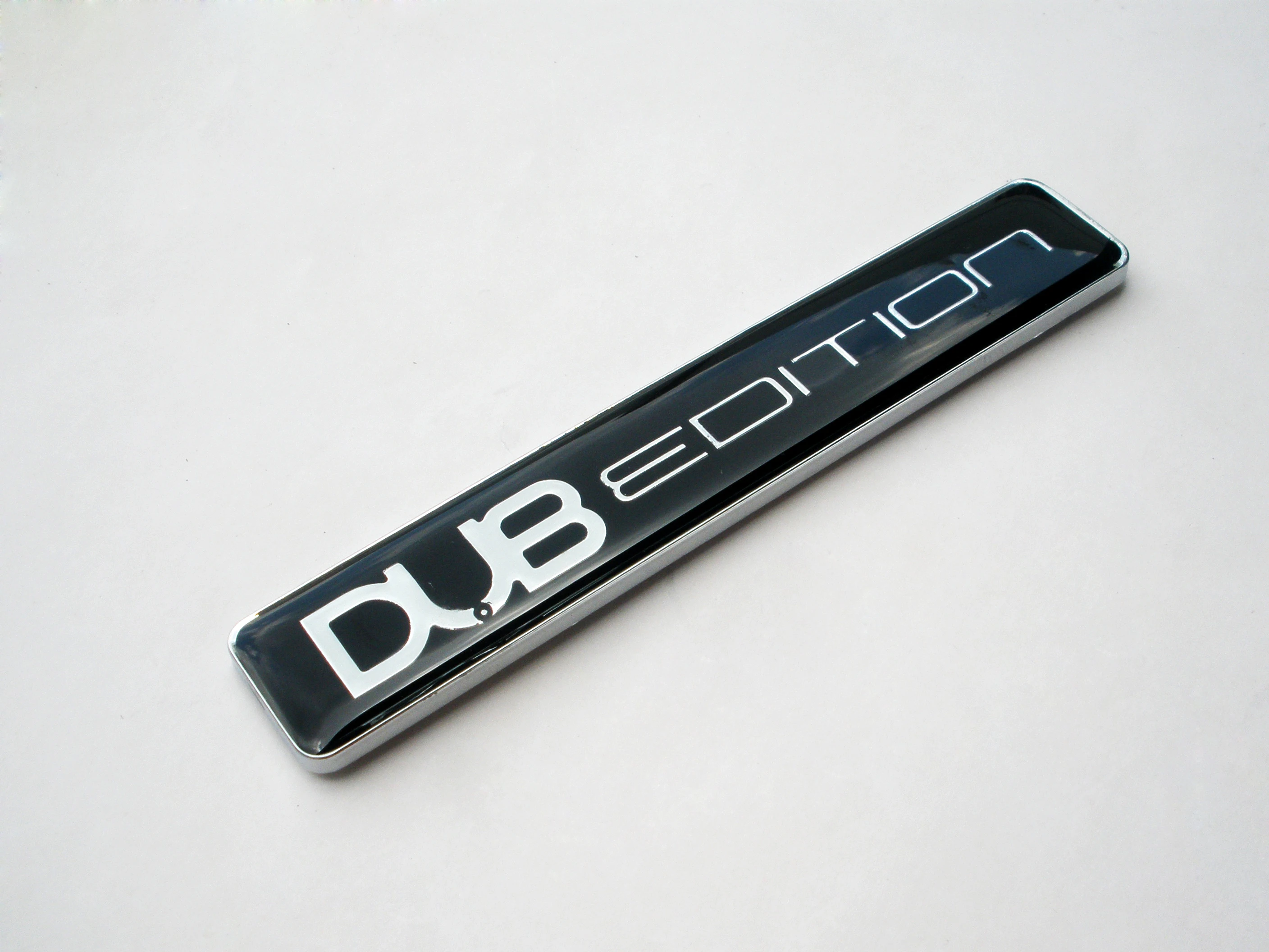 Golf Equipment Used - Emblema cromato Dub Edition per auto,